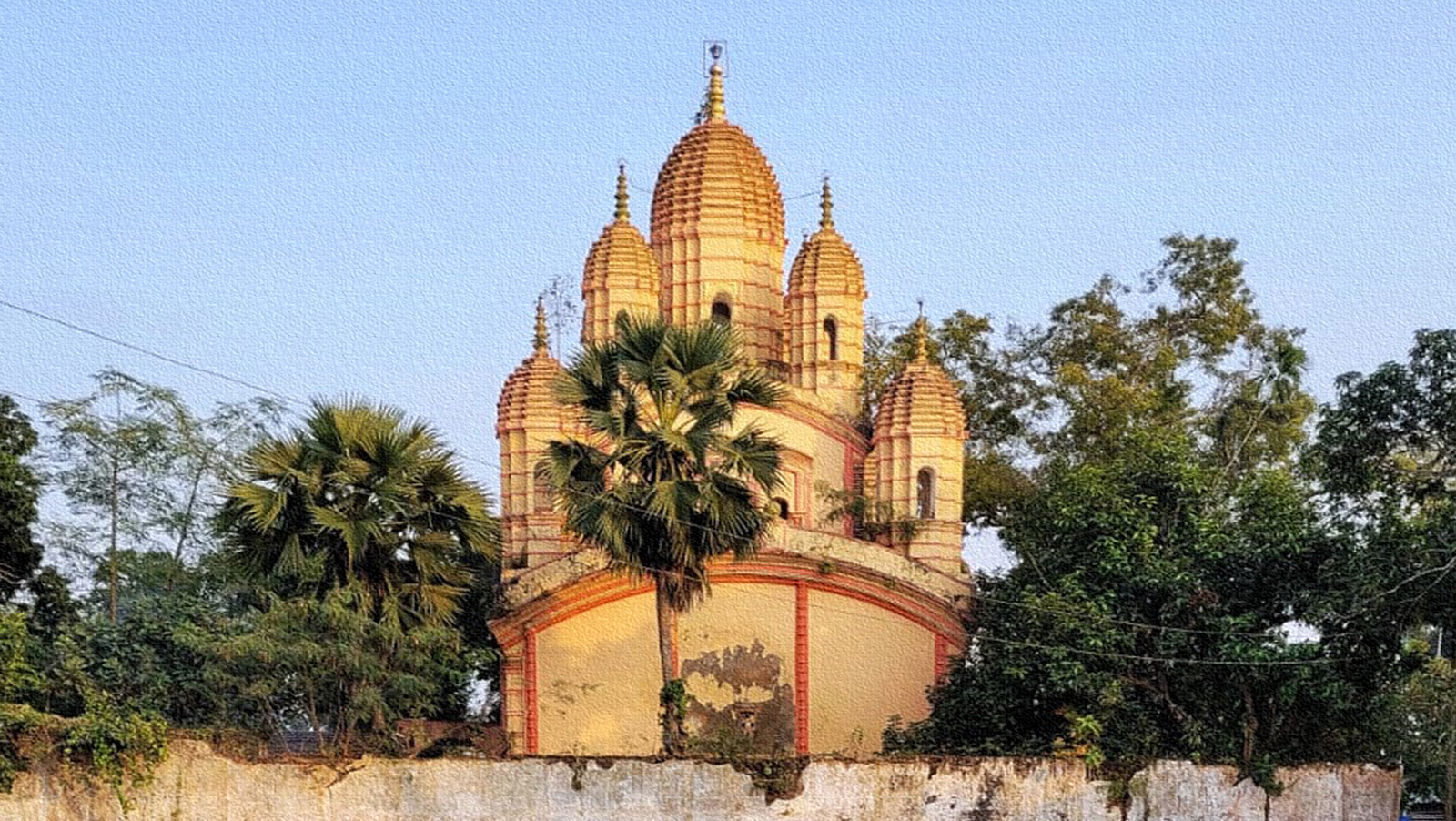 গোপালজিউ মন্দিরের চূড়া